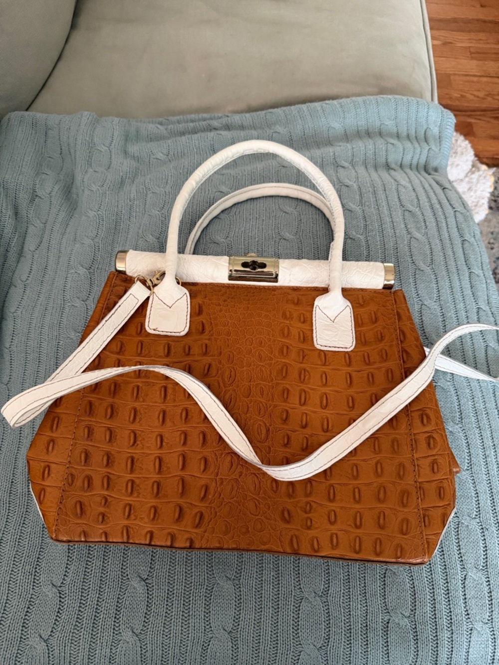 Vera Pelle Croc-Embossed Satchel in Tan with White Trim